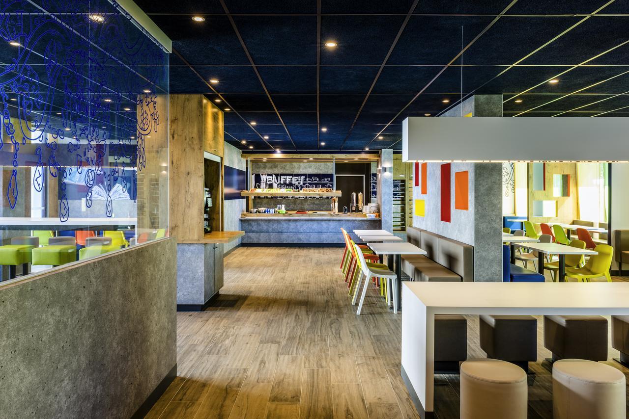 Ibis Budget Saint Quentin Yvelines - Velodrome Montigny-le-Bretonneux Exterior foto